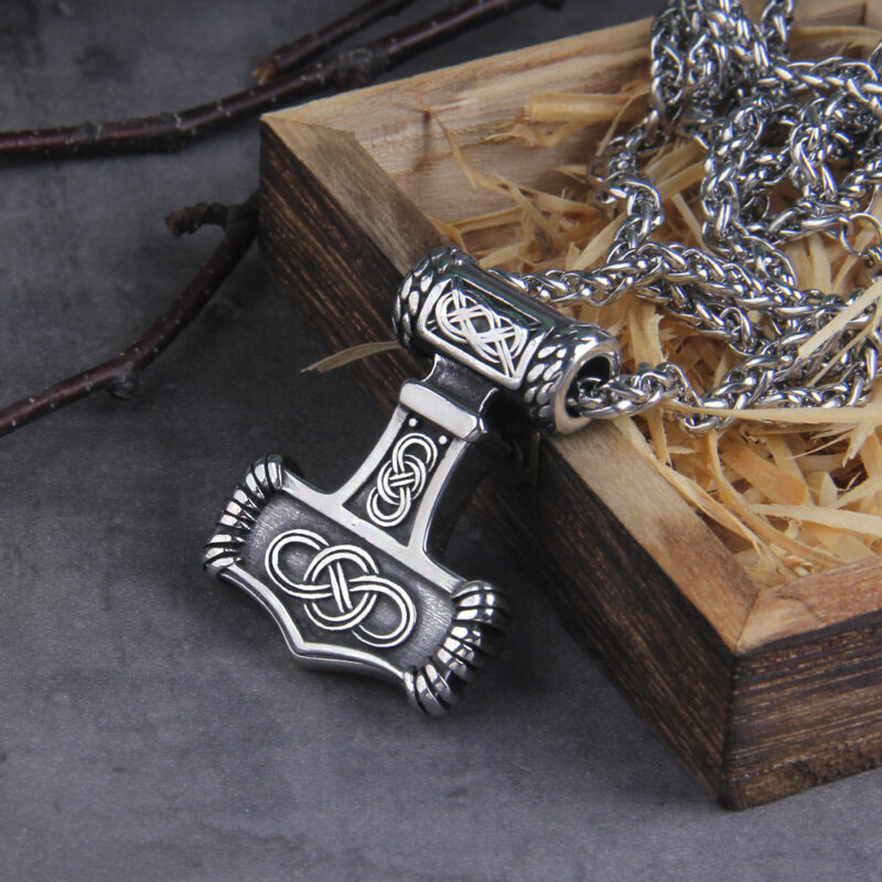 collier puissance du mjolnir viking heritage 2